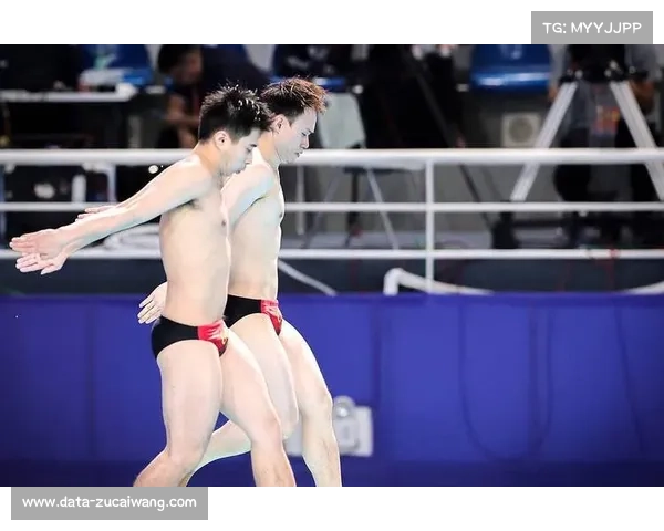 谢思埸双人3米板夺金后，称备战注重动作同步性